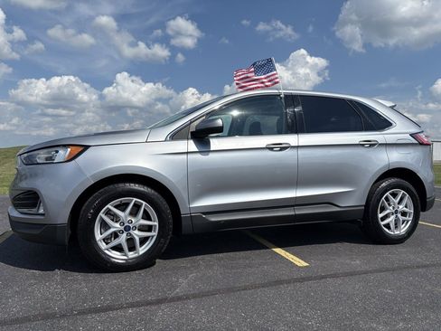 Used 2022 Ford Edge SEL w/ Convenience Package image 1