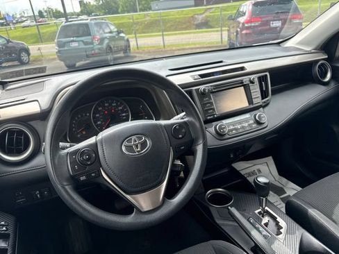 Used 2014 Toyota RAV4 XLE AWD/4WD image 13