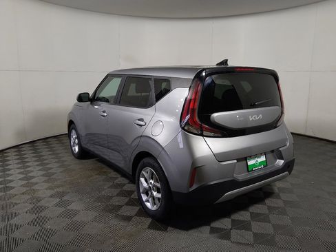 Used 2024 Kia Soul LX w/ Option Group 015 image 5