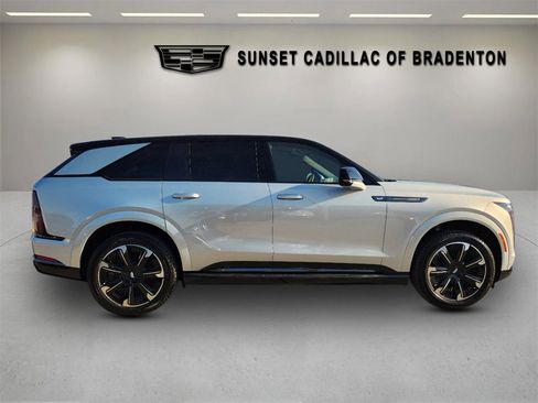 New 2025 Cadillac Escalade IQ Sport 1 w/ Smart Trailering package image 8