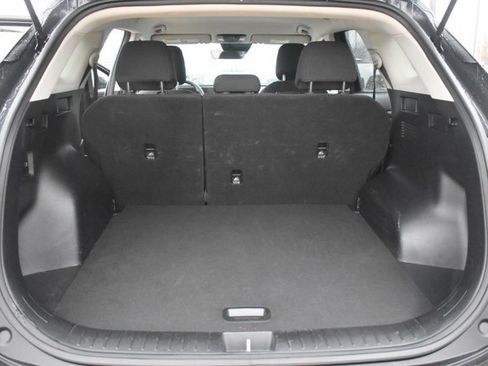 Used 2024 Kia Sportage LX image 15