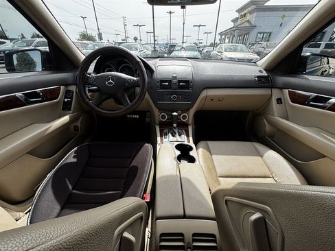 Used 2011 Mercedes-Benz C 300 Sedan image 19