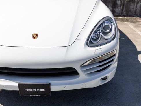 Used 2013 Porsche Cayenne Diesel AWD/4WD image 17
