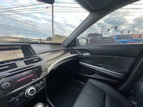 Used 2013 Honda Crosstour EX-L image 30