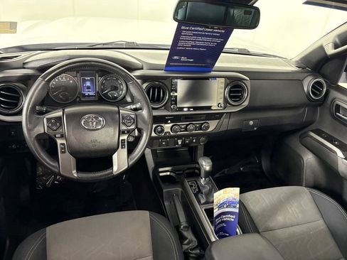Used 2021 Toyota Tacoma TRD Off-Road AWD/4WD image 24