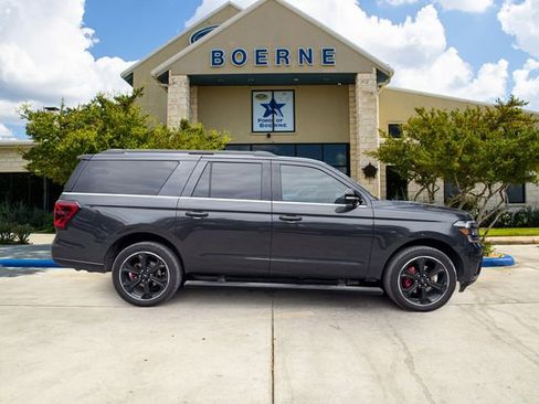 Used 2022 Ford Expedition Max Limited RWD image 6