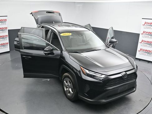 Used 2024 Toyota RAV4 XLE image 35