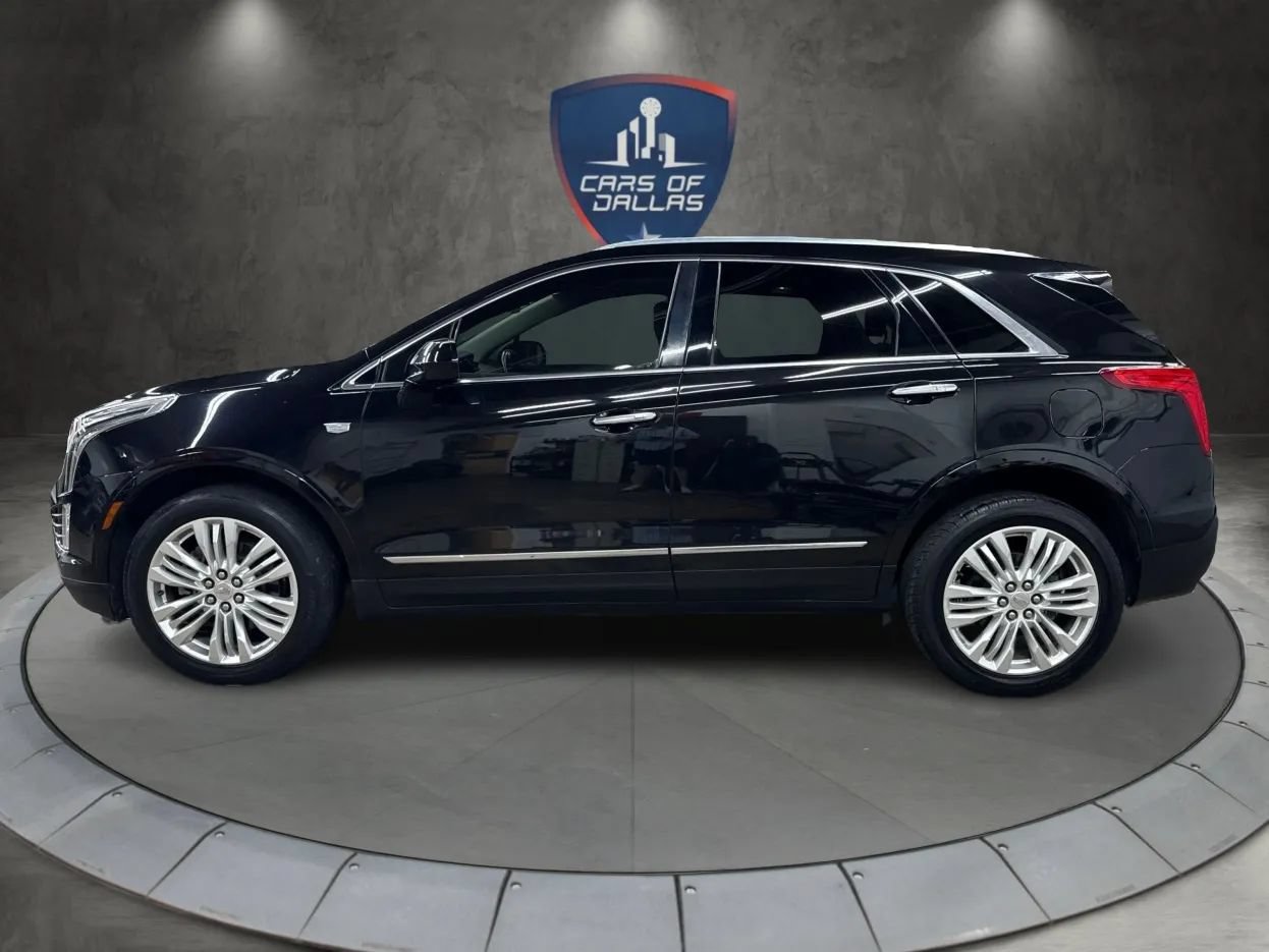 Used 2019 Cadillac XT5 Premium Luxury FWD image 2
