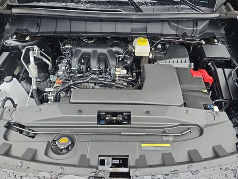 New 2025 Nissan Pathfinder Platinum image 30