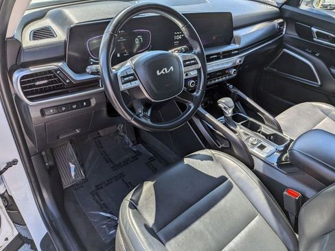 Used 2025 Kia Telluride S image 14