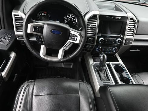 Used 2016 Ford F150 Lariat w/ Equipment Group 502A Luxury AWD/4WD image 14
