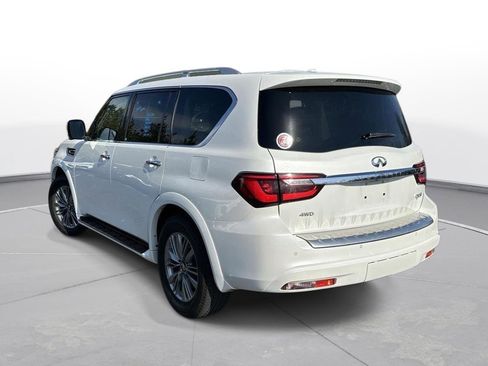 Used 2021 INFINITI QX80 Luxe w/ All-Season Package image 8
