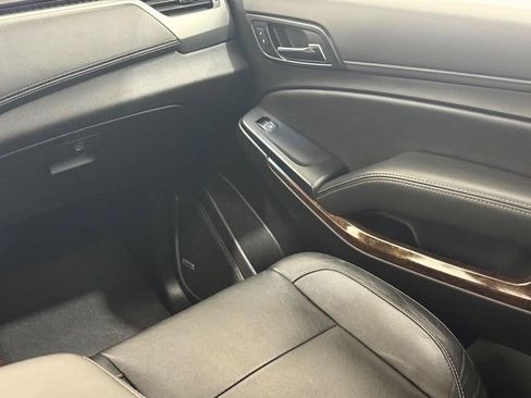 Used 2019 Chevrolet Tahoe LT AWD/4WD image 13