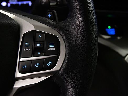 Used 2020 Ford Explorer XLT w/ Equipment Group 202A AWD/4WD image 20