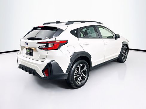 Used 2024 Subaru Crosstrek 2.0i Premium image 9