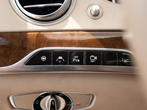 Used 2015 Mercedes-Benz S 550 4MATIC Sedan image 35