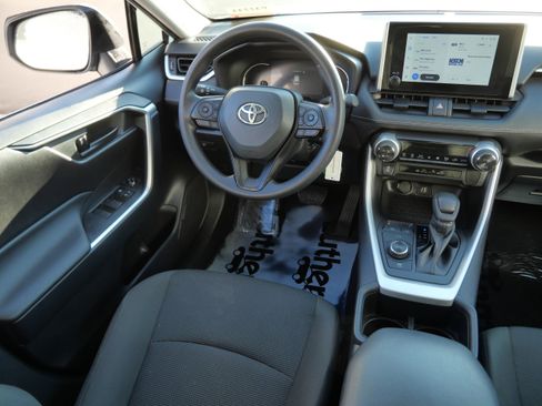 Certified 2025 Toyota RAV4 LE image 10