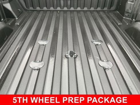 Used 2025 GMC Sierra 2500 Denali image 17