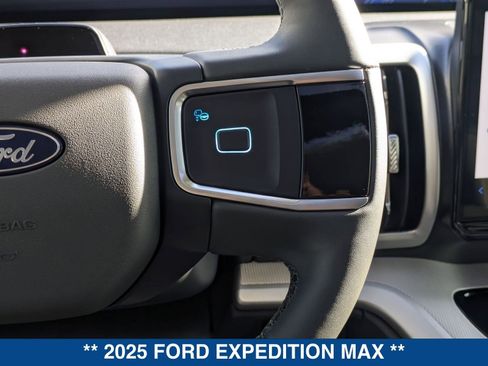 New 2025 Ford Expedition Max Active image 31