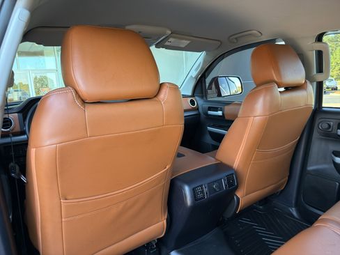 Used 2018 Toyota Tundra SR5 image 16