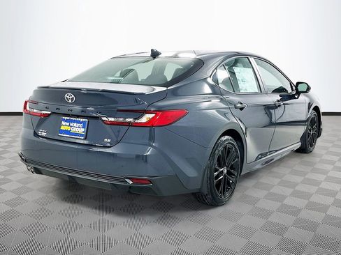 New 2026 Toyota Camry SE w/ Convenience Package FWD image 4
