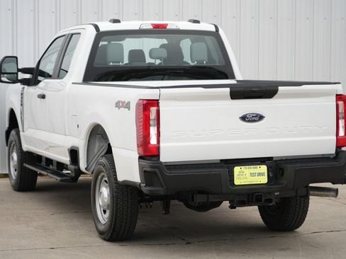 Used 2024 Ford F350 XL w/ Snow Plow Prep Package image 38