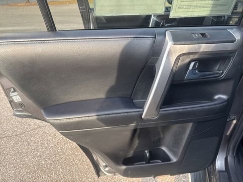 Used 2023 Toyota 4Runner SR5 Premium image 15