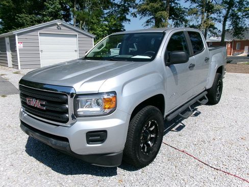 Used 2017 GMC Canyon 2WD Crew Cab w/ Convenience Package image 1