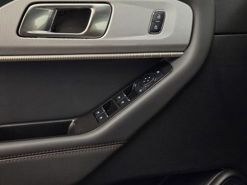 New 2026 Ford Explorer Active RWD image 22