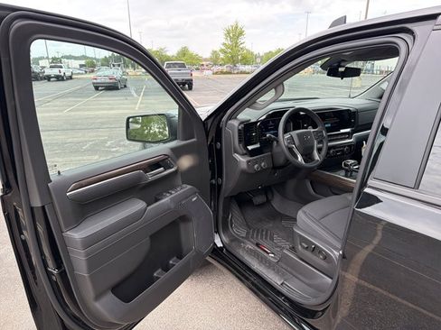 New 2026 Chevrolet Silverado 1500 RST AWD/4WD image 9