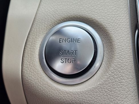 Used 2016 Mercedes-Benz GLC 300 image 21