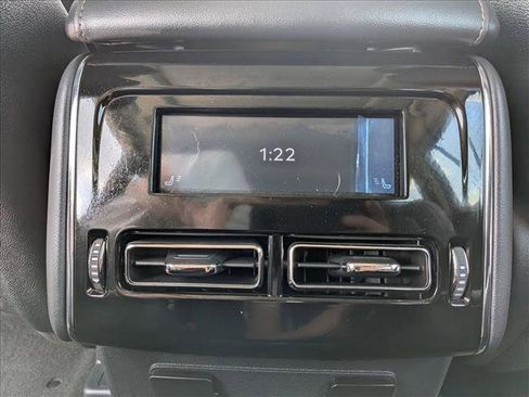 Used 2025 Lincoln Aviator Reserve w/ Equipment Group 201A image 18