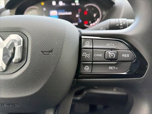 New 2025 RAM ProMaster 3500 w/ Premium Convenience Group image 15