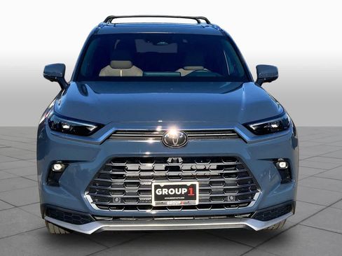 New 2026 Toyota Grand Highlander AWD Hybrid image 3