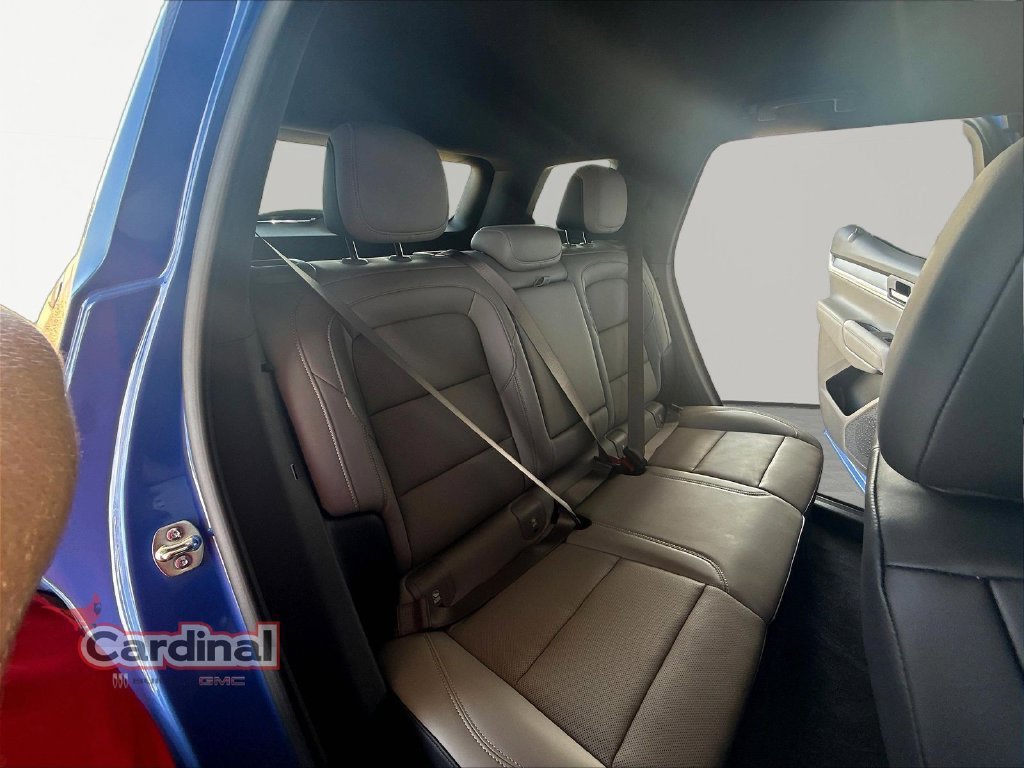 New 2027 GMC Terrain Elevation w/ Elevation Premium Package FWD image 9