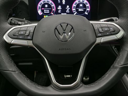 New 2026 Volkswagen Tiguan SE R-Line AWD/4WD image 23