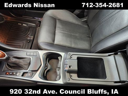 Used 2015 Cadillac SRX Luxury image 43