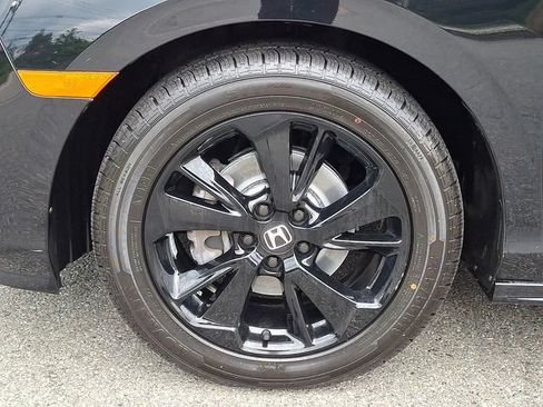 Certified 2023 Honda Odyssey Sport image 9