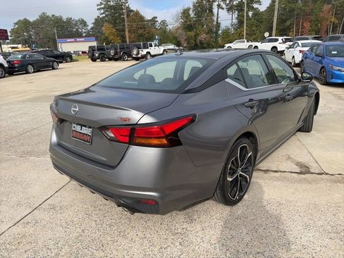 Used 2024 Nissan Altima 2.5 SR image 6