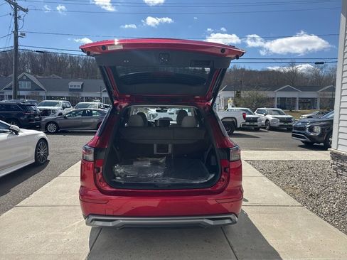 New 2026 Mitsubishi Outlander SE AWD/4WD image 7