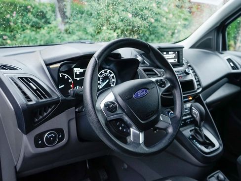 Used 2021 Ford Transit Connect XL image 18