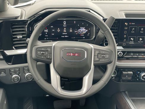 New 2026 GMC Sierra 2500 SLT w/ SLT Premium Package AWD/4WD image 10