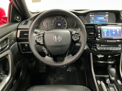 Used 2017 Honda Accord EX-L image 6