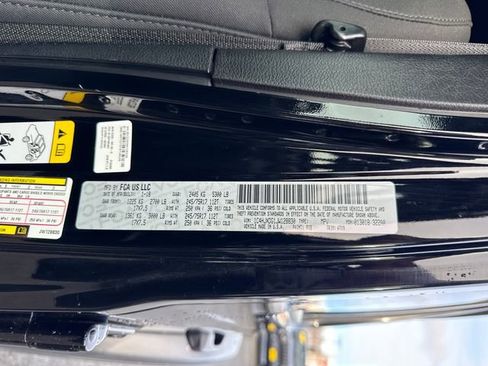 Used 2018 Jeep Wrangler Unlimited Sport S image 17