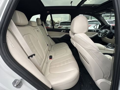 Used 2021 BMW X5 xDrive40i w/ Premium Package 2 image 26