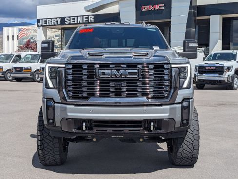 Certified 2024 GMC Sierra 3500 Denali Ultimate image 9