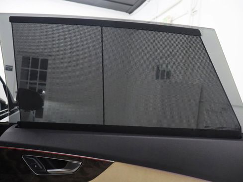 Used 2020 Audi Q8 Prestige w/ Prestige Package AWD/4WD image 24