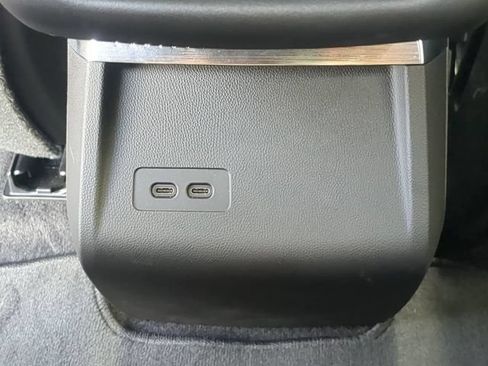 Used 2024 Cadillac Lyriq Sport RWD image 17