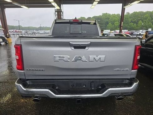 Used 2025 RAM 1500 Laramie AWD/4WD image 5