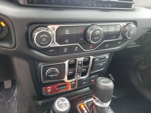 New 2026 Jeep Gladiator Sport image 26